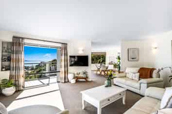 10 Cadiz Lane, Mount Pleasant