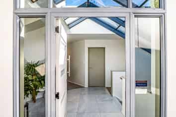 10 Cadiz Lane, Mount Pleasant