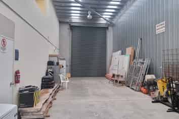 ALL YOU NEED - WAREHOUSE, OFFICE, SHOWROOM 