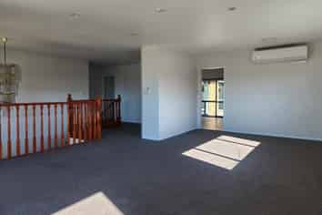 3 Boeing Place, Goodwood Heights