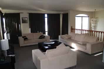 3 Boeing Place, Goodwood Heights