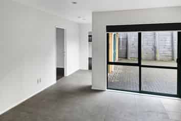 3 Boeing Place, Goodwood Heights