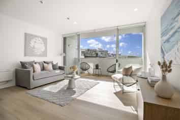 3A/2 Fisher-Point Drive, Freemans Bay
