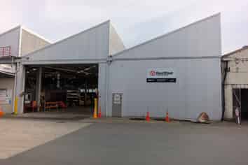 2 Adjoining Large Warehouse & yard in Brewtown Complex
