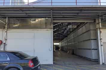 Large Warehouse & yard in Brewtown Complex