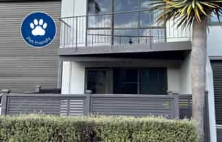 2/14 Airborne Road, Albany