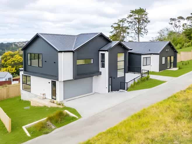 30 Awanui Road, Red Beach