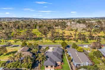 43B Springs Road, Parakai