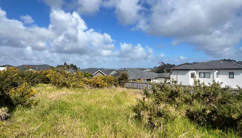 9 Tautoru Avenue, Orewa