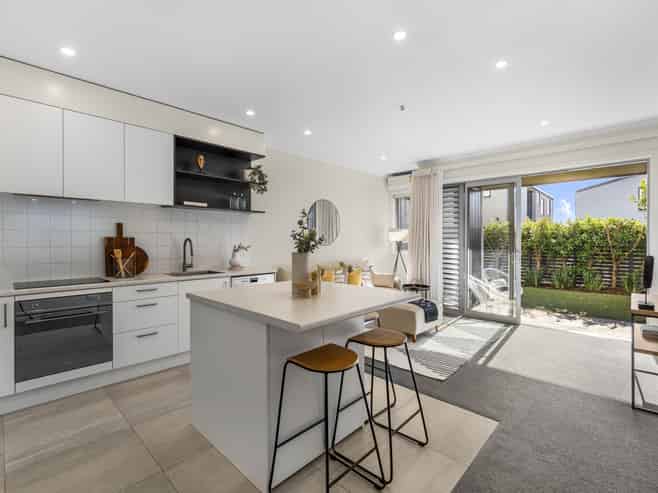 9/28 Nevill Road, Hobsonville