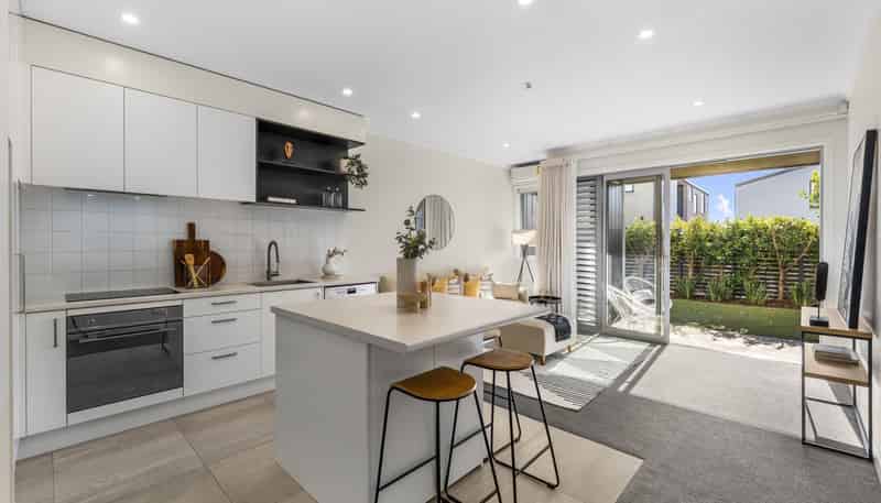 9/28 Nevill Road, Hobsonville