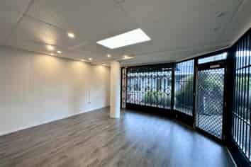 Pocket Rocket Retail in Albany