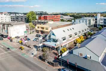 Pocket Rocket Retail in Albany