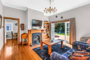 3 Signal Station Road, Pouto