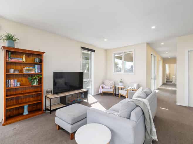 248 Breezes Road, Aranui