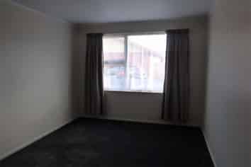 2/8 Stanmore Road, Linwood