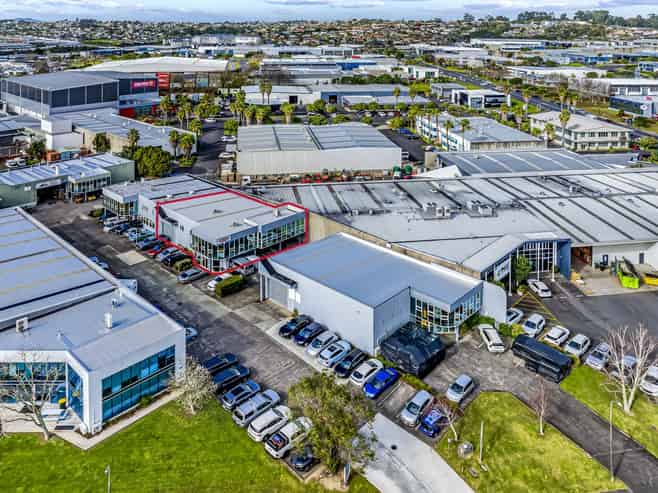 392sqm office/warehouse