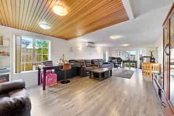 2 McAlister Place, Mount Roskill