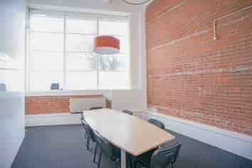 Waterfront Office in the Heart of Innovation Hub