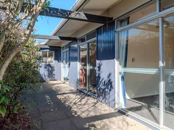 59 Palmer Crescent, Silverstream
