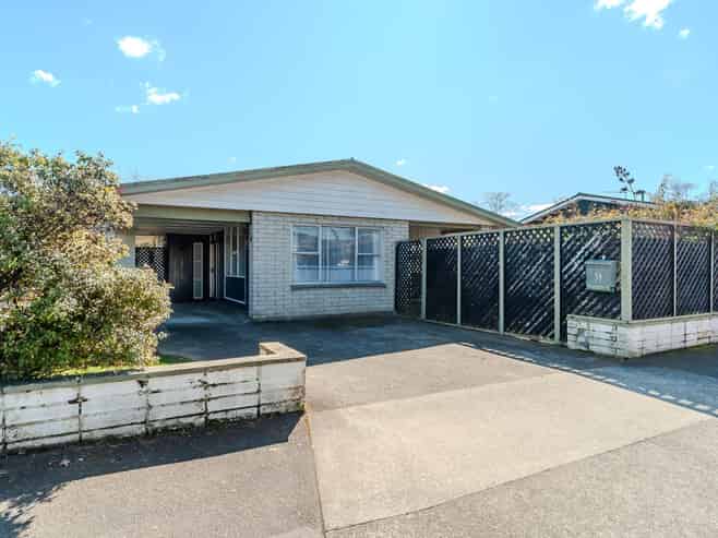 59 Palmer Crescent, Silverstream