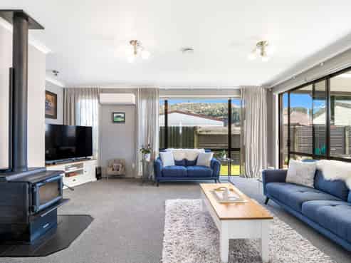 19A Kawaha Point Road, Fairy Springs