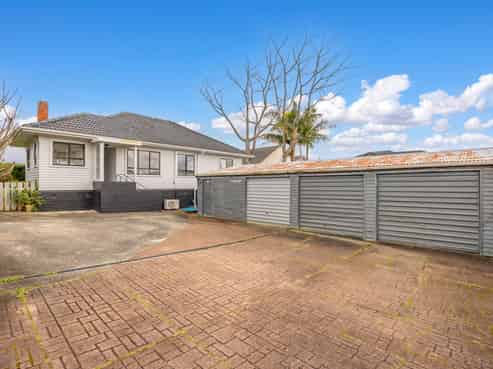 86 Taylor  47 Puketea Street, Blockhouse Bay