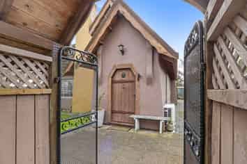 8 Rosedale Place, Levin