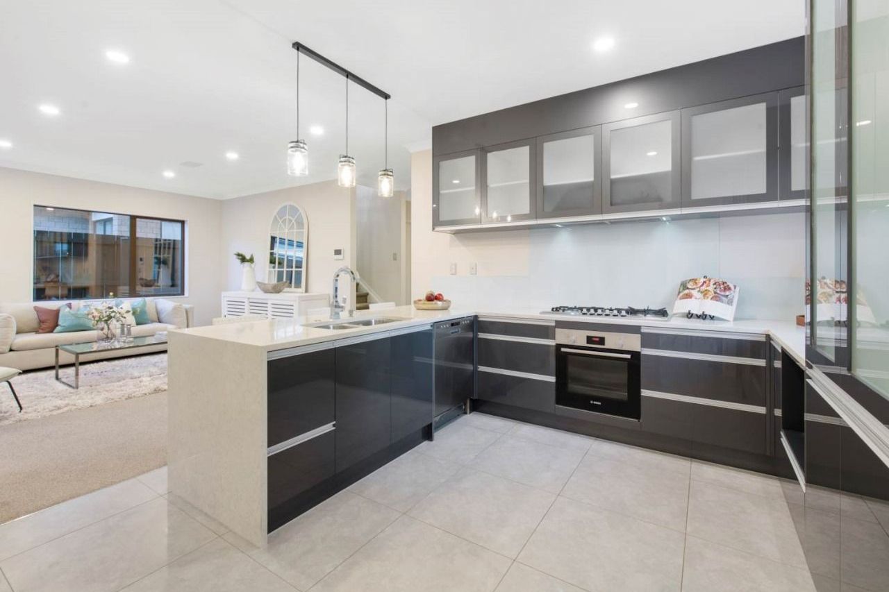 Luxurious 7BR Home, 4bathrm in Central Flat Bush - Mehr