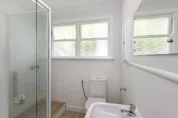 22 Landscape Road, Papatoetoe