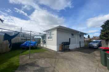 2 Paterson Avenue, Pukekohe