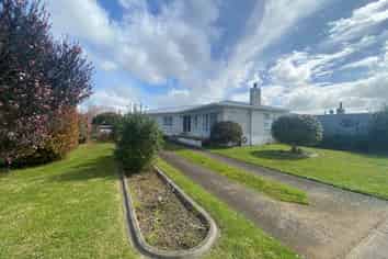 2 Paterson Avenue, Pukekohe