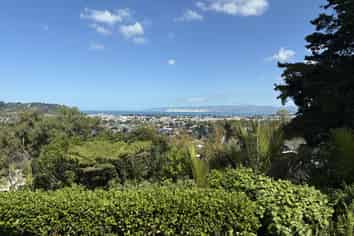 30 Hill  Road, Gisborne