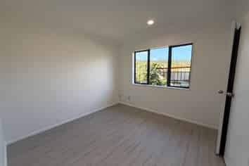 1a Dunaff Place, Flat Bush