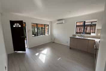 1a Dunaff Place, Flat Bush