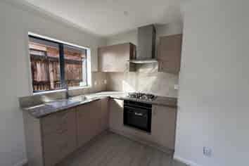 1a Dunaff Place, Flat Bush