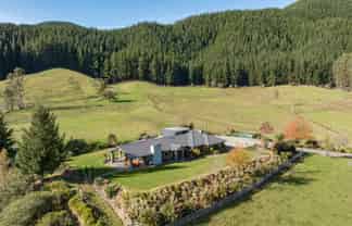 21 Serpentine River Road, Hope