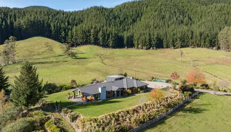 21 Serpentine River Road, Hope