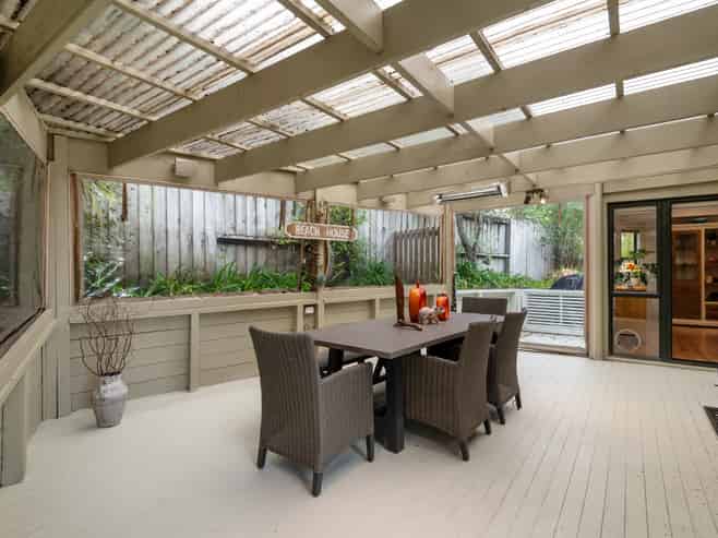 8B Bundoran Way, Pinehill