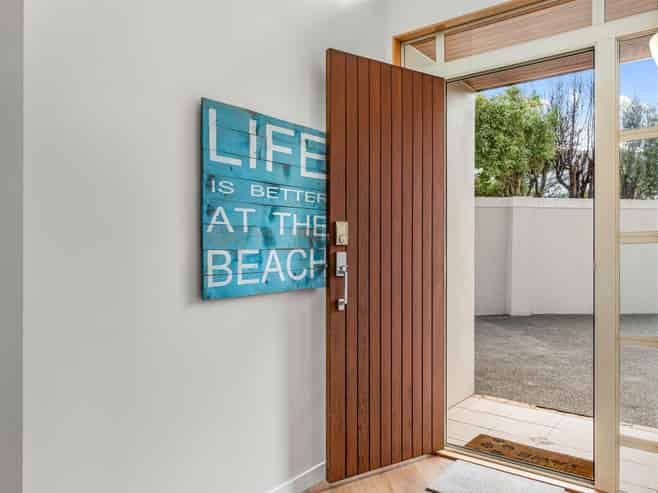  1/6 Campbell Road, Takapuna