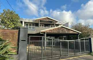 32 Regent Street, Devonport