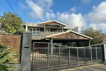 32 Regent Street, Devonport