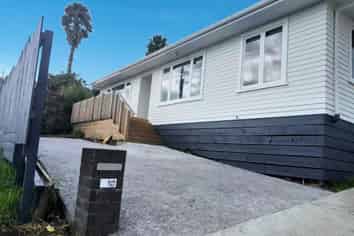53A Sylvan Crescent, Te Atatu South