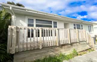 53A Sylvan Crescent, Te Atatu South