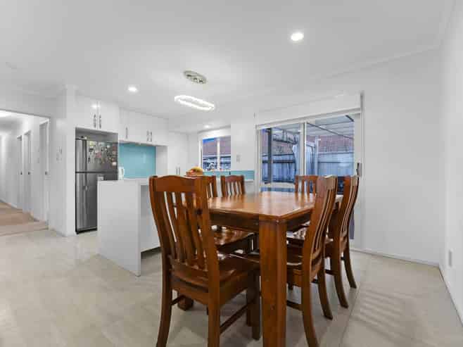2 Vidiri Court, Flat Bush