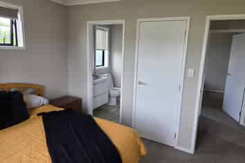 1/144 Forest Lake Road, Forest Lake
