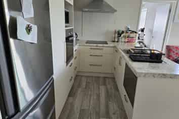 1/144 Forest Lake Road, Forest Lake