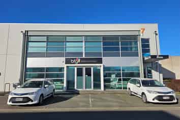 UPPER FLOOR in UPPER RICCARTON