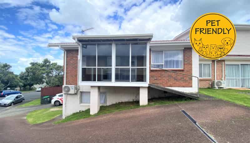 62 Ernie Pinches Street, Mount Roskill
