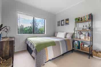8 Chipping Dale, Mangere Bridge